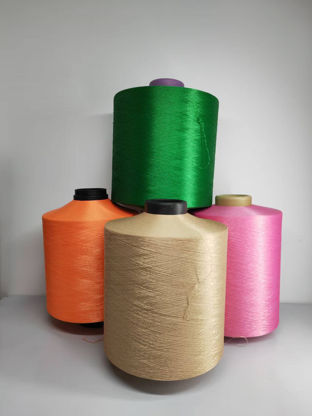 Fil de polyester coloré pour chaussures