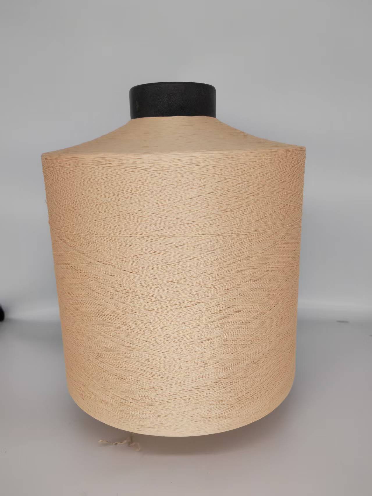 Fil de couleur en polyester pour corde et sangle
